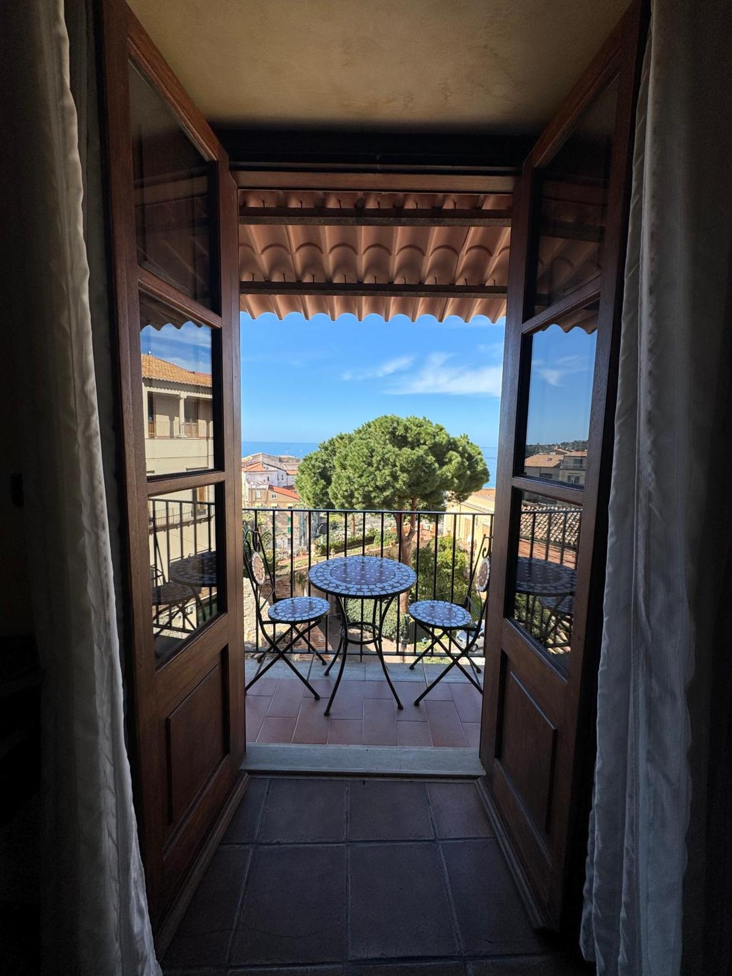 B&B Rivellini Tropea Eksteriør billede
